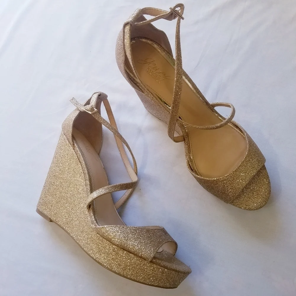 Badgley Mischka | Platform Gold‎ Glitter Sandals